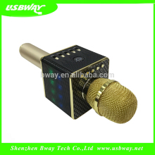 Amazon hot selling 2017 the mic wireless microphone with flash LED wireless microphone voice recorder magic studio microphone