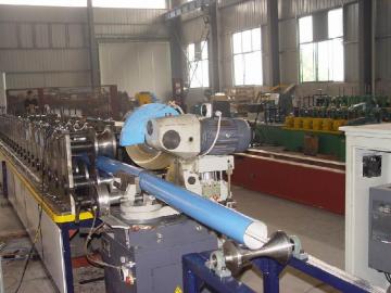 Aluminum downpipe gutter roll forming machine