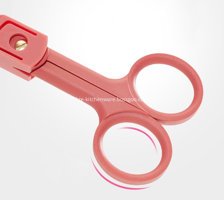 Baby food safety scissors 