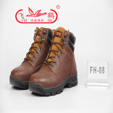 steel toe feature safety working shoes for people