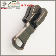 costmetics kits zipper pull