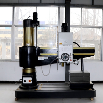 Z3050x16 Metal Drilling Machine: Vertical Pedestal Manual Radial Drilling Equipment