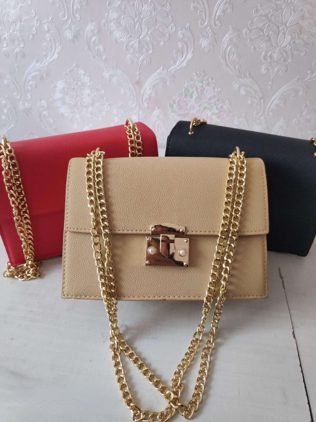 Lock Chain Shoulder Messenger bags Elegant Female Small Square Bag leather bags women handbags ladies