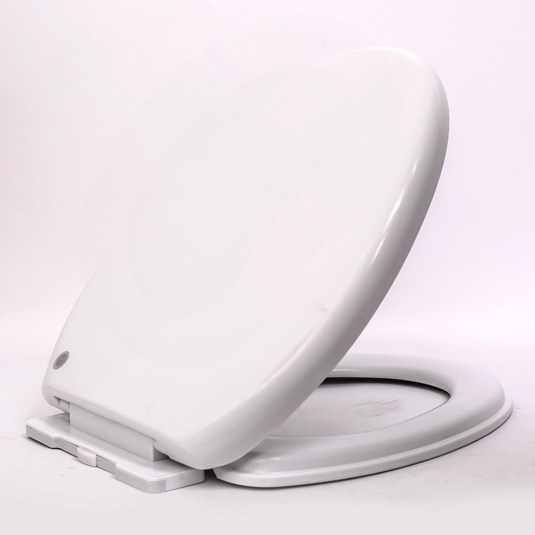 European Flushable Plastic Hygienic Smart Toilet Seat Cover