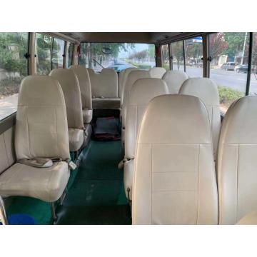 DIGUNAKAN Toyota Coaster 20 kursi Bensin 3TR