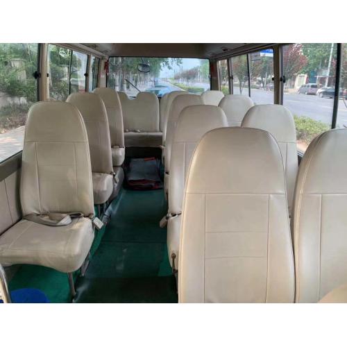 ĐÃ SỬ DỤNG Toyota Coaster 20 chỗ 3TR Xăng