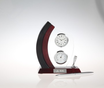 china import items decor for home,desk clocks