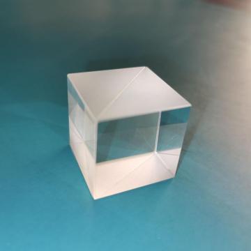 Transmit 50% :reflective 50% optical beamsplitter prism