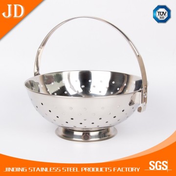 china suppiler high quality straw fruit basket with lining decoration