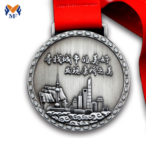 Pingat Metal Metal Terbaik