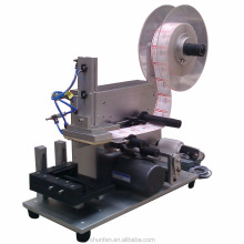 MT60 Semi-auto Square Rectangle Bottle Labeling Machine with Pedal Switch