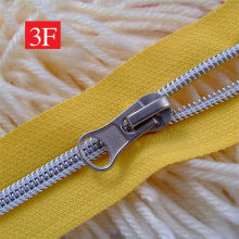 China Zipper Supplier