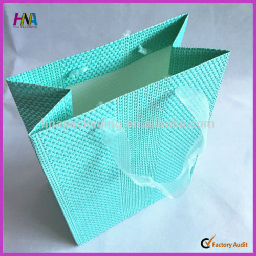 2016 Unique creped paper made gift bag for promotion