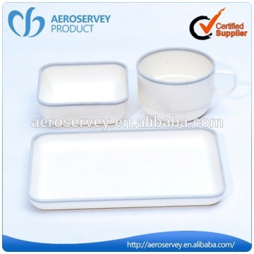 Factory production white disposable hard plastic plates