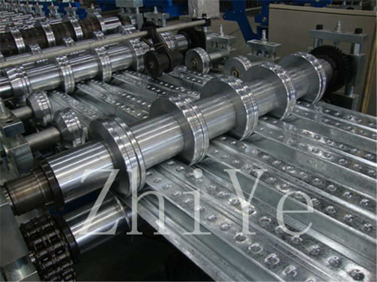 Steel Deck Roll Forming Machine