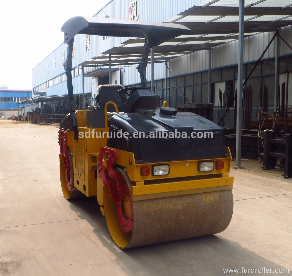 High Quality Types Of Vibratory Mini Road Roller (FYL-203)