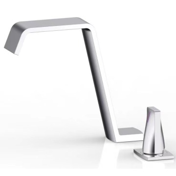 Black Sliver Berkualitas Tinggi Kamar Kamar Mandi Tap Satu pegangan Mixer Tap Desain Terbaru