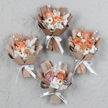 Daisy Immortal Rose Bouquet: Dried Flower Bouquet Wholesale Hand Gift Mini Flower Bouquet - YSH-022