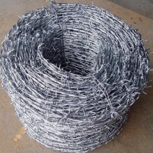 Factory Low Carbon Steel Barbed Wire Per Roll