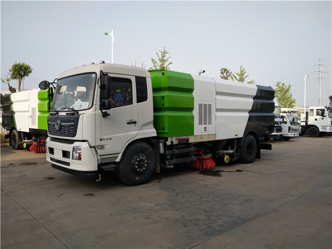 Dongfeng Vacuum Broom Trucks