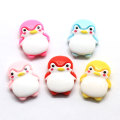 Warna-warni Penguin Kecil Berbentuk Resin Cabochon Beads Spacer 100psc / bag Untuk Dekorasi DIY Manik-manik Kerajinan Tangan Dekorasi