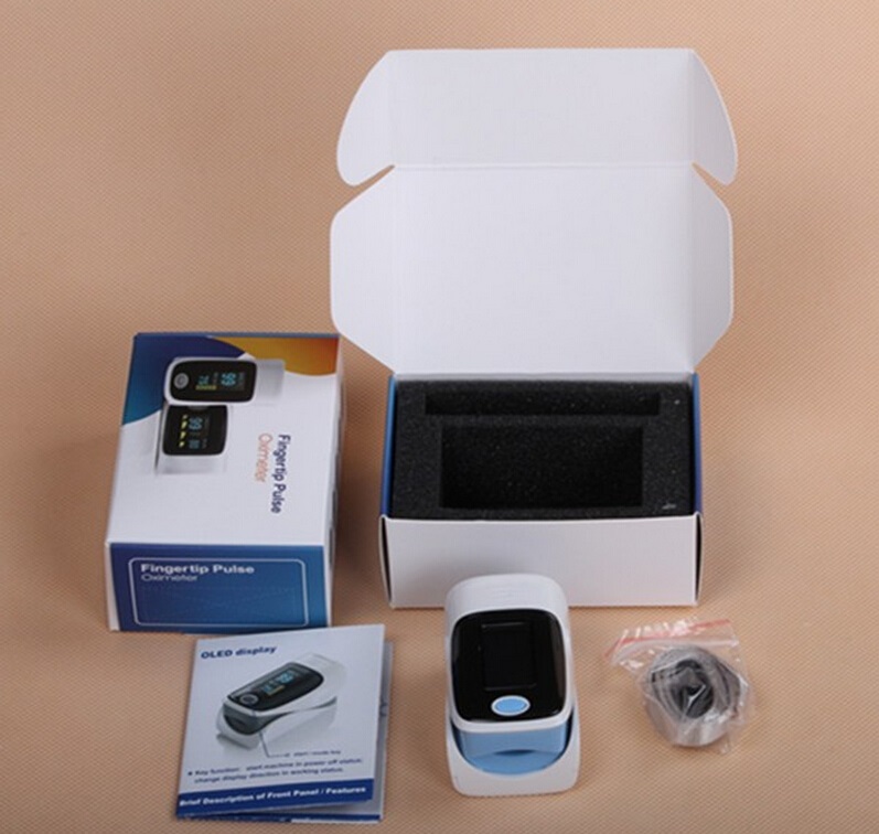80A3 finger oximeter with ISO