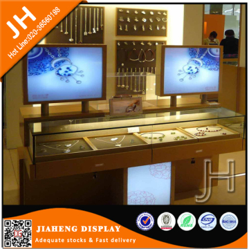 Jewelry Boutique Showroom Furniture