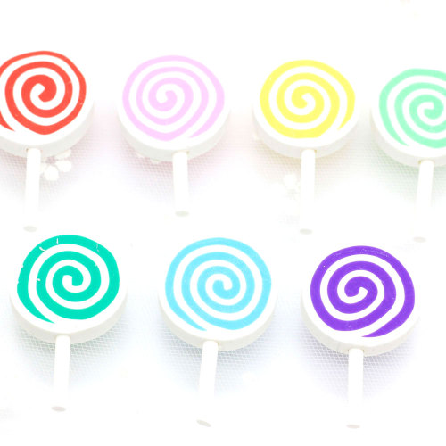 Groothandel nieuw ontwerp 45 mm lengte mooie kleuren zachte polymeer klei bedels swirl lollipop snoep voor ambachtelijke doe-het-zelf dec