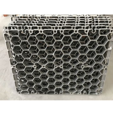 Casting furnace bottom tray for heat treatment furnace
