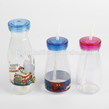 Novelty plastic cups with lids and straws