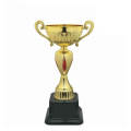 Tasse de trophée de sport d&#39;or fait sur commande en métal pour des récompenses