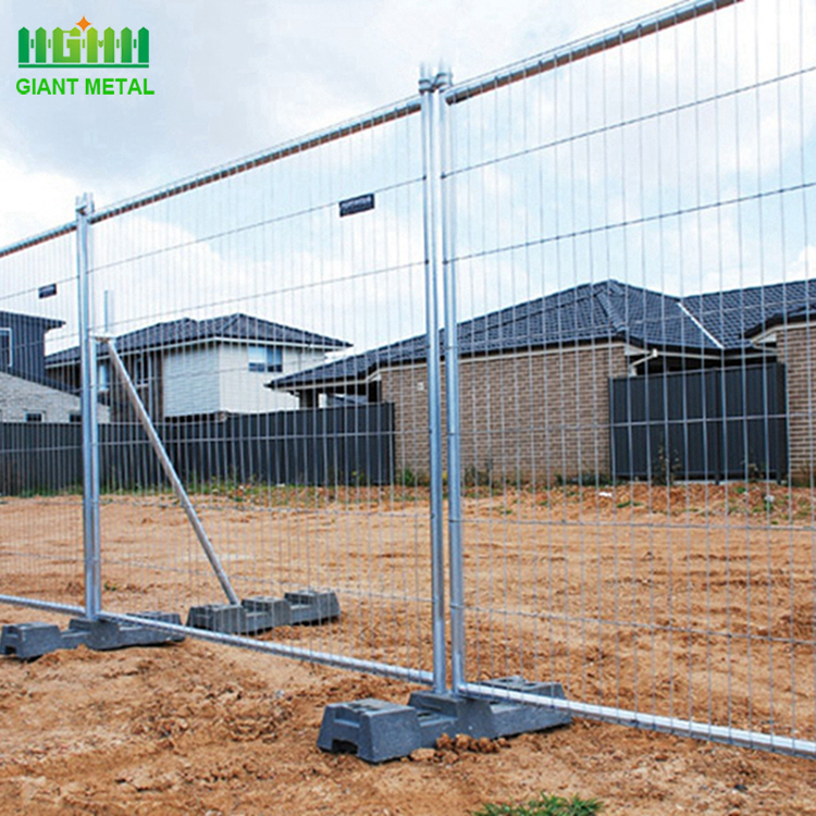 Removable hot-dipped galvanized temporary fencing