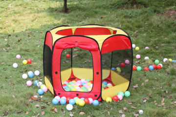 play tent with balls