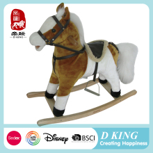 2016 new design wooden rocking horse toy plush rocking horse can bray