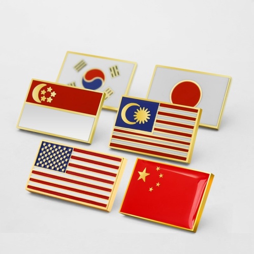 Insignias de bandera de esmalte de metal de calidad personalizada