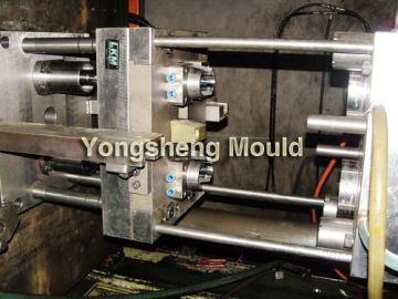 Pet Preform Needel Valve Mould with Yudo Hot Runner (YS90)