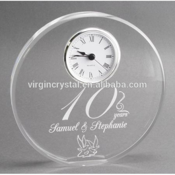 Top Quality Clear Crystal Round Digital Clock With Customer Logo Printed For Souvenirs