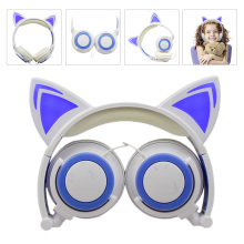 Écouteurs de musique stéréo filaires à oreilles de chat populaires