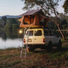 Nytt vattentätt taktält för 4x4 camping SUV