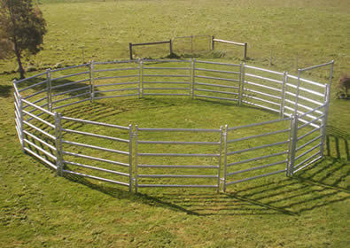 Heavy duty galvanized horse corral panels