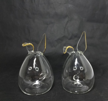 glass decorative salt and pepper shakers