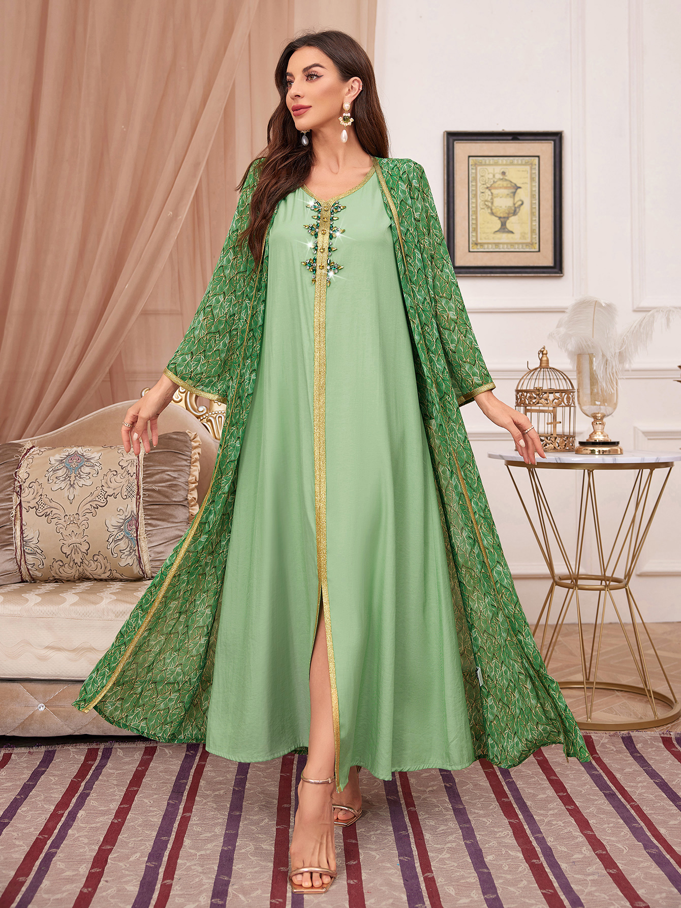 عبای اپن سبز زیبا با لباس داخلی Green Open Abaya with Matching Inner Dress