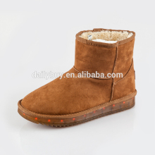 Newest fashion design luminous lady flat snow boots with light