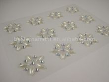 Self Adhesive DIAMANTE & PEARL Flowers Stick