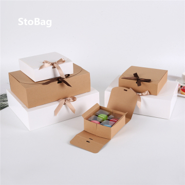 StoBag 10pcs Kraft Paepr Baking Cookies Gift Box Packaging Merry Christmas Shirt Packaging Box Birthday Weeding Custom Print