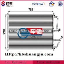 Auto air conditioner condenser