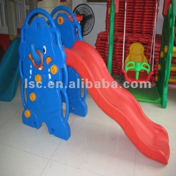 Children plastic play slides