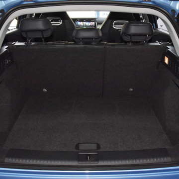 NEZHA U 400km Sales Of New Energy And Environmental Protection Pure Used Electric car In China Used New Electric Vehicle