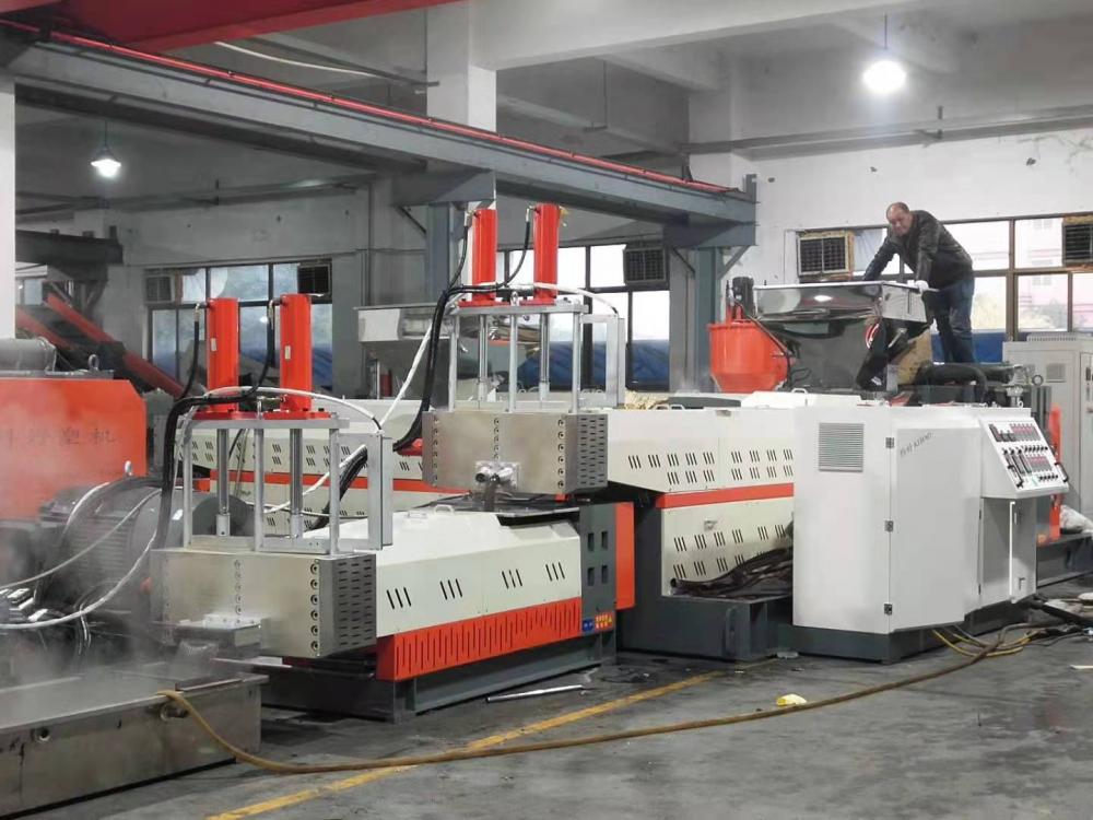 granulés de plastique faisant la machine plastic pellets making machine