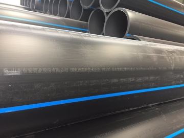 Steel mesh reinforced PE composite pipe